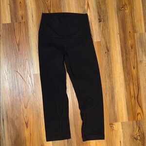 Lululemon wunder under high rise cropped leggings